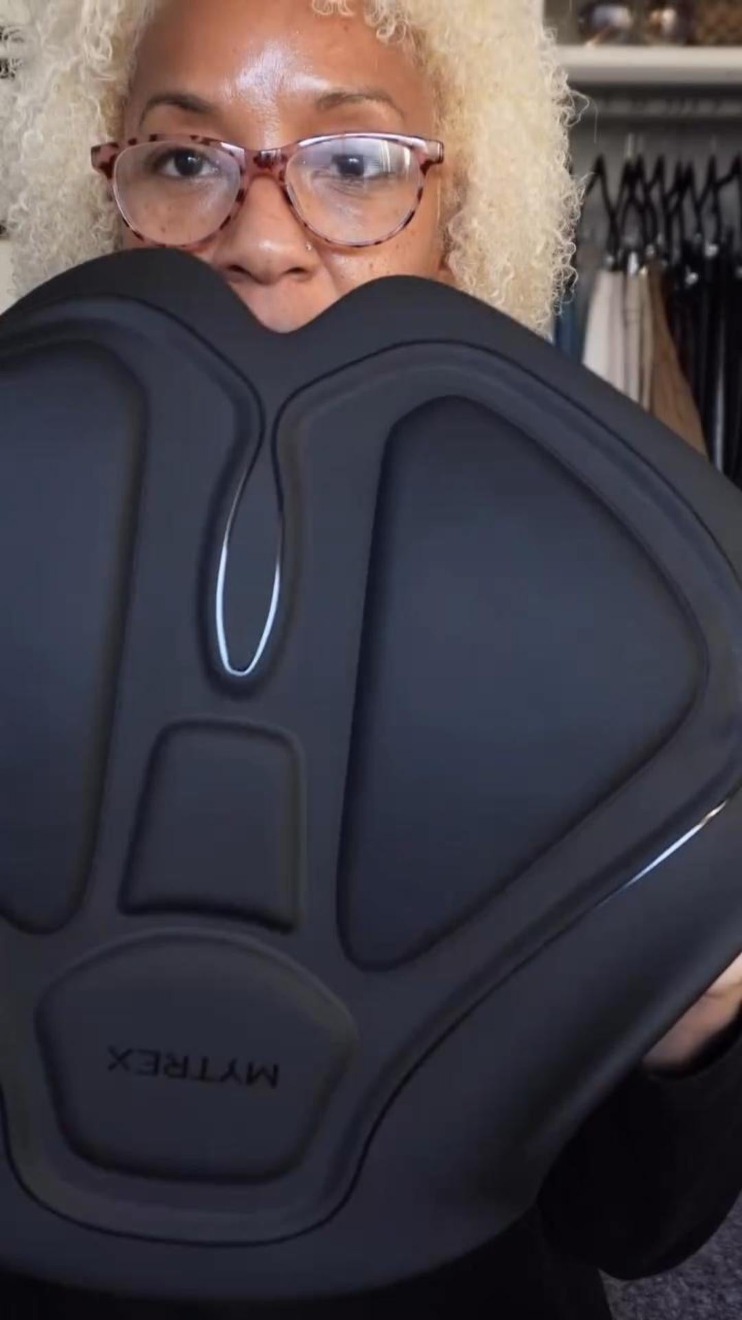 Mytrex-Aqua-Lift-Ems-Booty-Trainer-Koc-Review-3